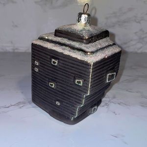 NYC mid century modern ornament. Whitney museum of American Art. Glitter!Sparkle